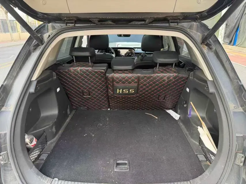 2022 HongQi HS5 2.0T 224HP L4 6AT,autocango,china used car exporter,china ev exporter,chinese used car exporter,chinese used ev exporter