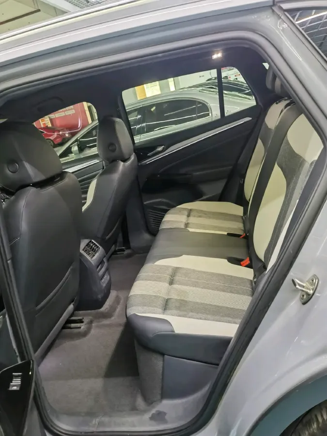 2021 Volkswagen ID.4 Crozz BEV 84.8KWH,autocango,china used car exporter,china ev exporter,chinese used car exporter,chinese used ev exporter