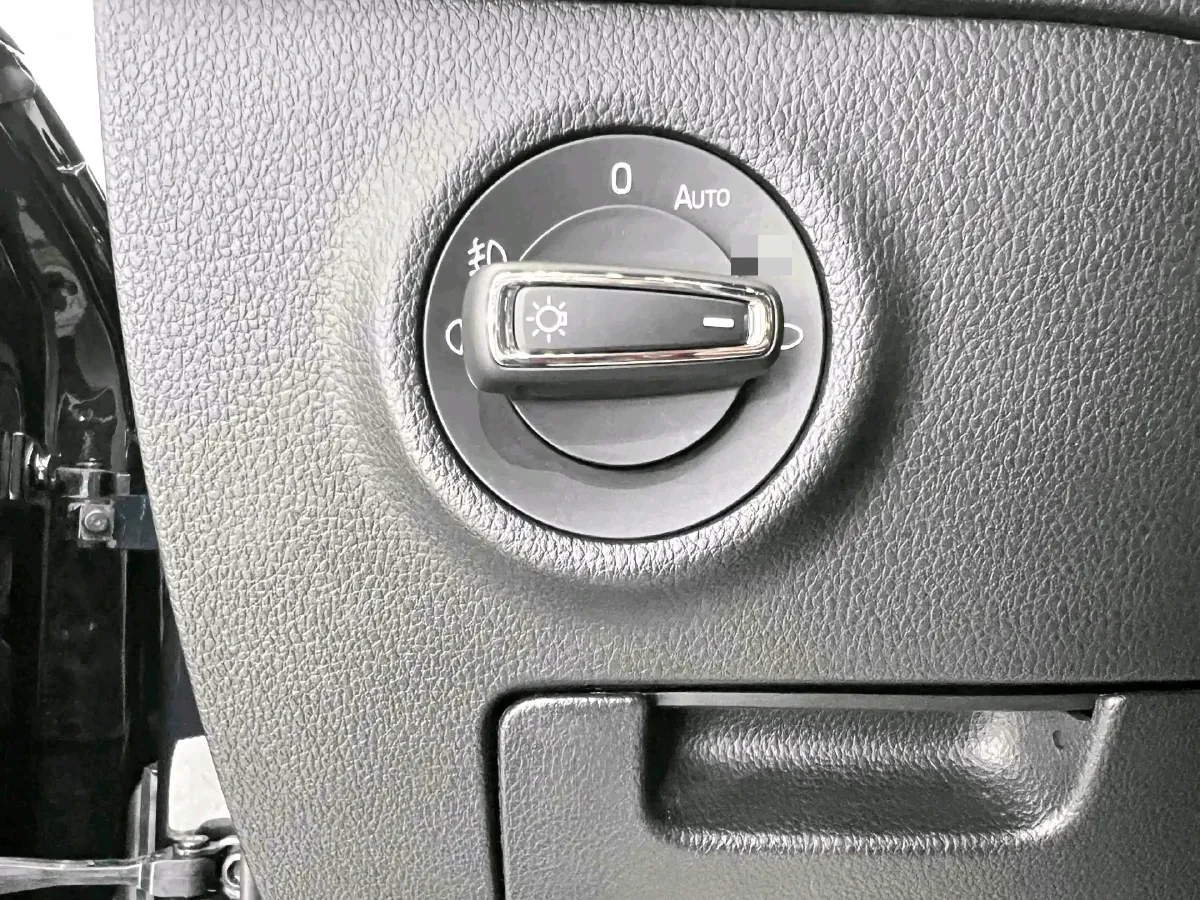 2023 Skoda Superb 1.4T 150HP L4 7DCT,autocango,china used car exporter,china ev exporter,chinese used car exporter,chinese used ev exporter