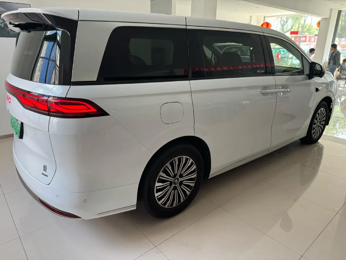 2025 BYD Xia 1.5T 156HP L4 E-CVT PHEV 20.39KWH,autocango,china used car exporter,china ev exporter,chinese used car exporter,chinese used ev exporter