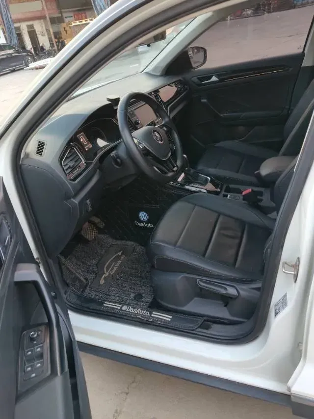 2019 Volkswagen T-Roc 1.4T 150HP L4 7DCT,autocango,china used car exporter,china ev exporter,chinese used car exporter,chinese used ev exporter