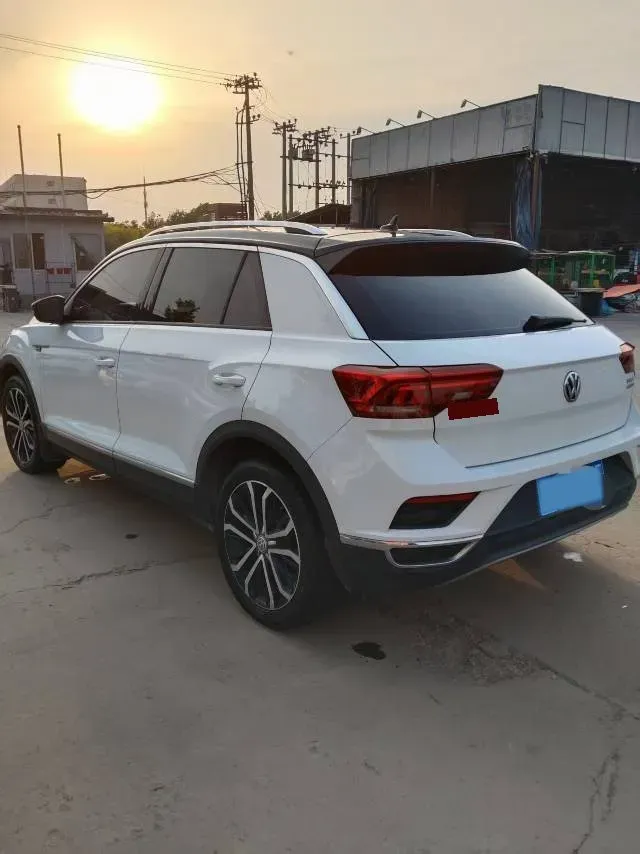 2019 Volkswagen T-Roc 1.4T 150HP L4 7DCT,autocango,china used car exporter,china ev exporter,chinese used car exporter,chinese used ev exporter
