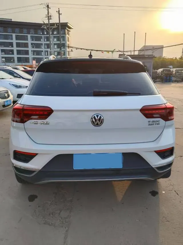 2019 Volkswagen T-Roc 1.4T 150HP L4 7DCT,autocango,china used car exporter,china ev exporter,chinese used car exporter,chinese used ev exporter