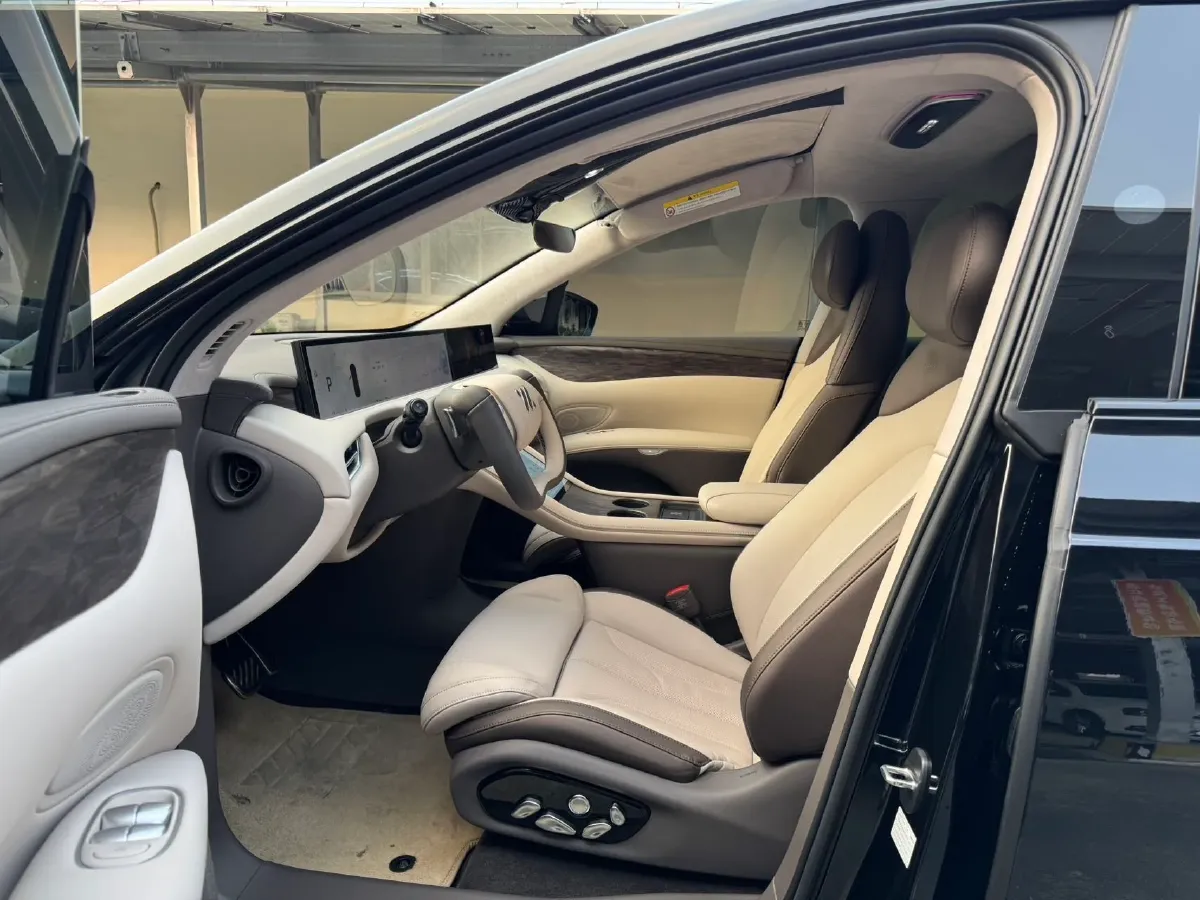 2024 IM LS7 BEV 90KWH,autocango,china used car exporter,china ev exporter,chinese used car exporter,chinese used ev exporter