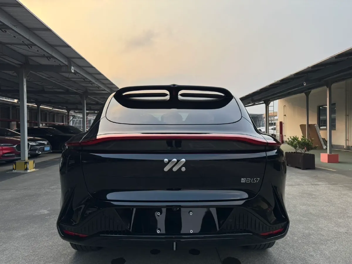 2024 IM LS7 BEV 90KWH,autocango,china used car exporter,china ev exporter,chinese used car exporter,chinese used ev exporter