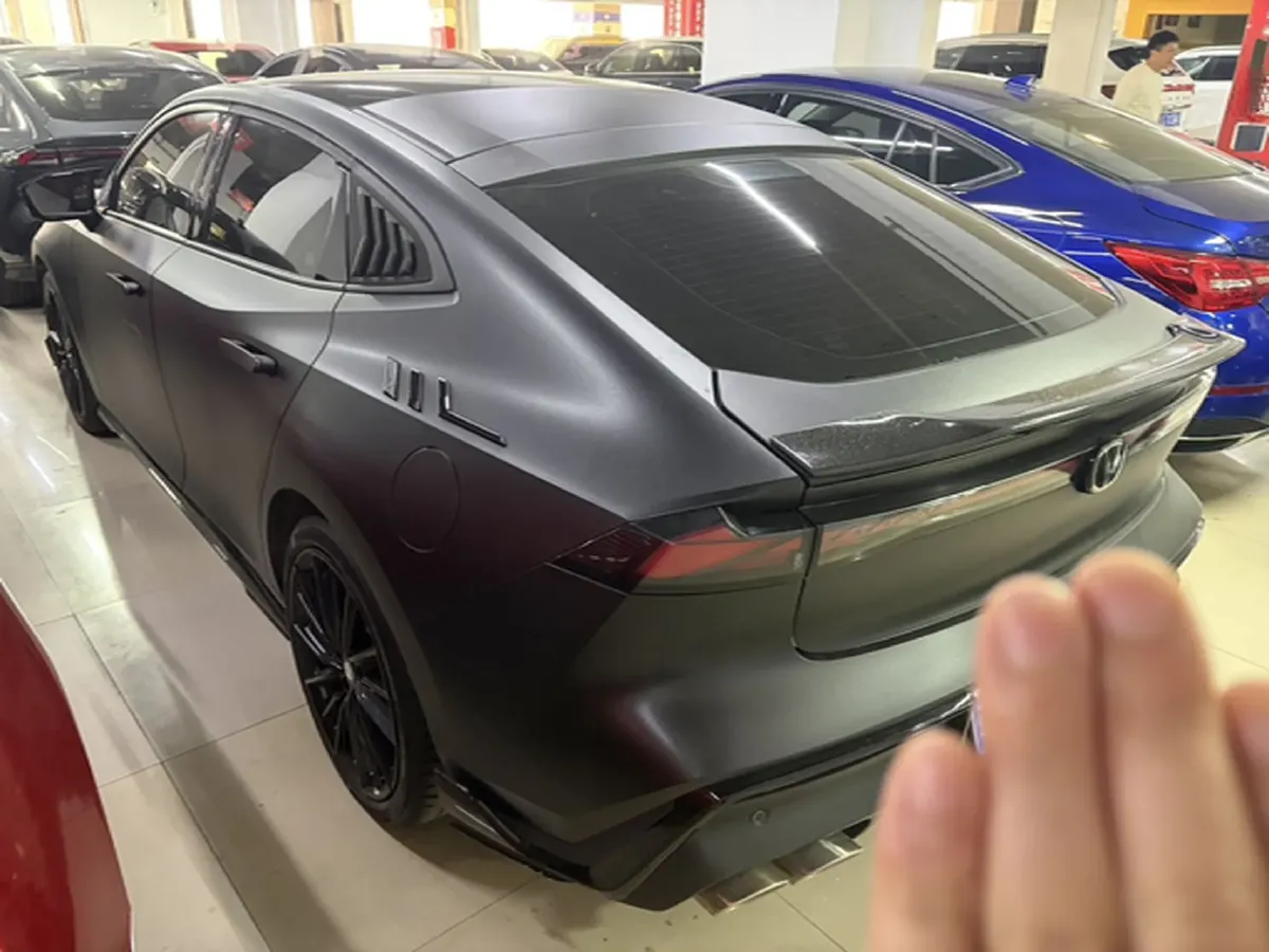 2022 ChangAn UNI-V 2.0T 233HP L4 8AT,autocango,china used car exporter,china ev exporter,chinese used car exporter,chinese used ev exporter