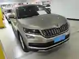 2019 Skoda Superb 2.0T 220HP L4 7DCT