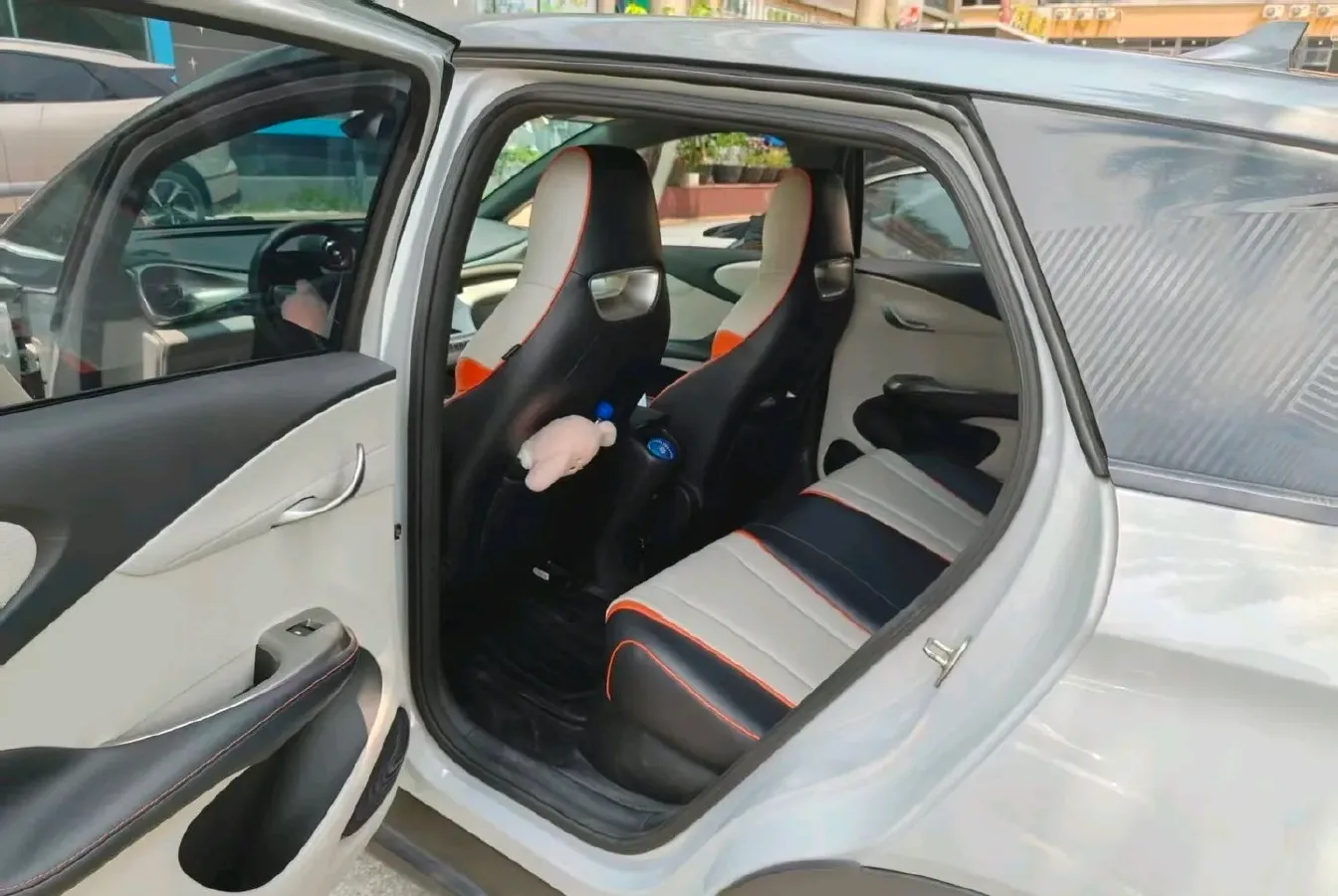 2023 BYD Dolphin BEV 44.928KWH,autocango,china used car exporter,china ev exporter,chinese used car exporter,chinese used ev exporter