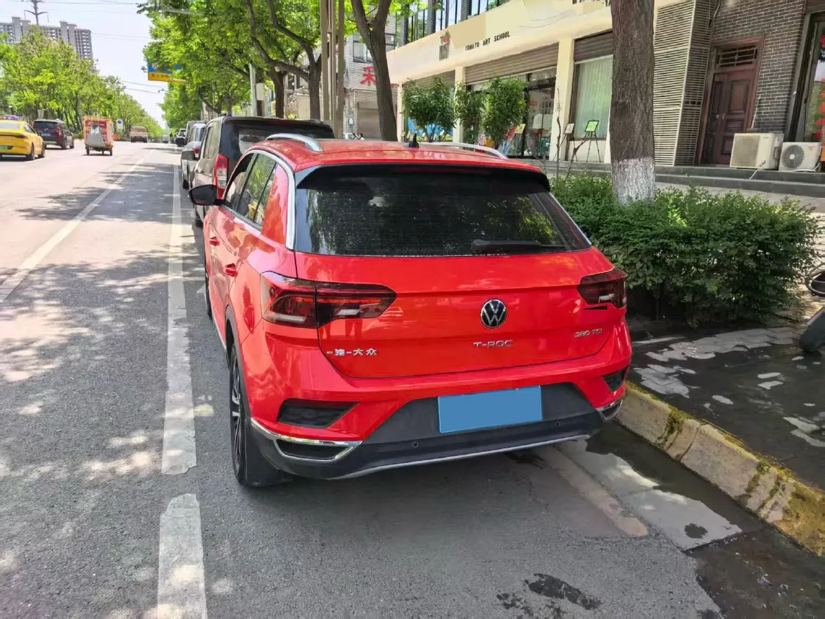 2021 Volkswagen T-Roc 1.4T 150HP L4 7DCT,autocango,china used car exporter,china ev exporter,chinese used car exporter,chinese used ev exporter