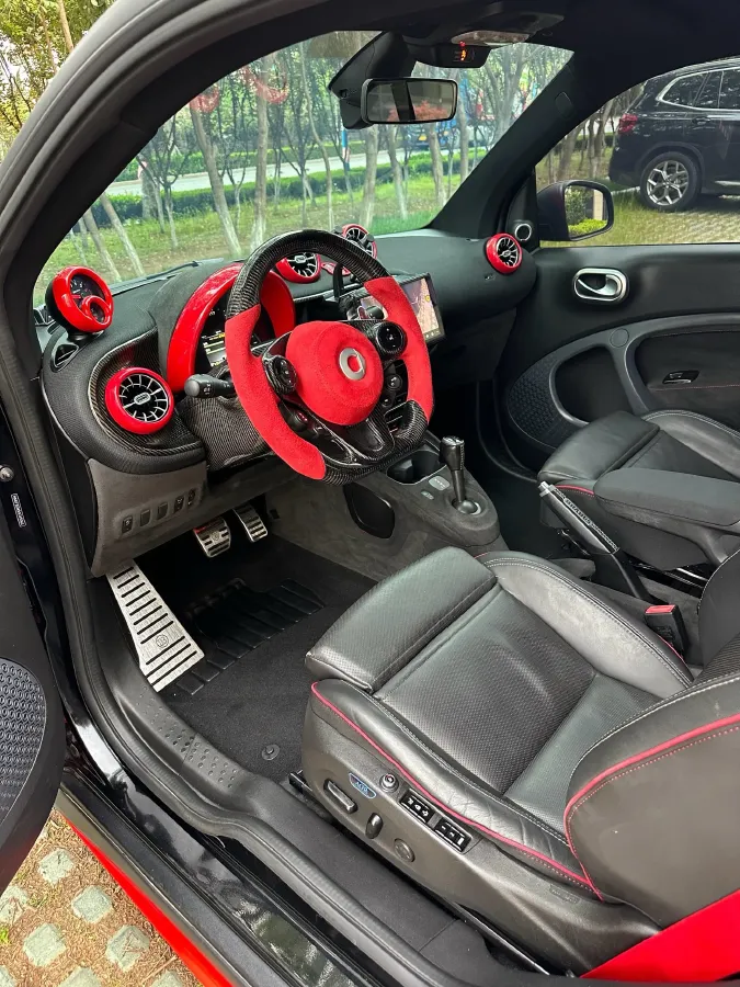 2016 Smart smart fortwo 0.9T 90HP L3 6DCT,autocango,china used car exporter,china ev exporter,chinese used car exporter,chinese used ev exporter