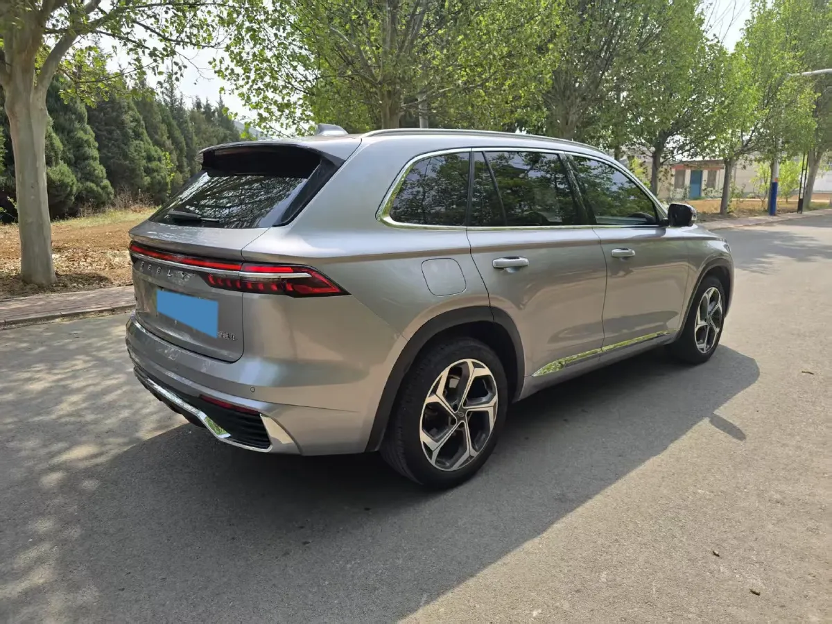2021 Geely Monjaro 2.0T 218HP L4 7DCT,autocango,china used car exporter,china ev exporter,chinese used car exporter,chinese used ev exporter