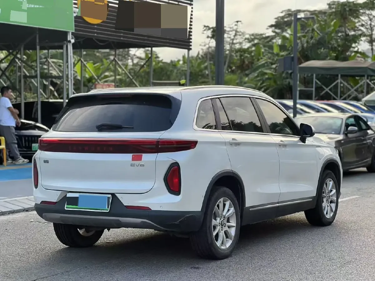 2021 Skyworth EV6 BEV 55.33KWH,autocango,china used car exporter,china ev exporter,chinese used car exporter,chinese used ev exporter