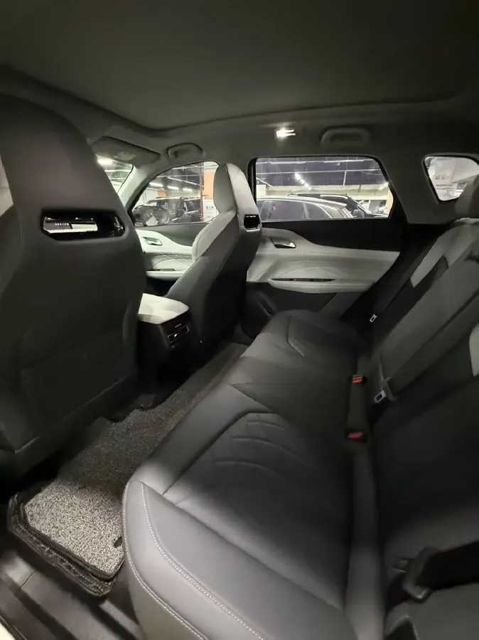 2024 ChangAn UNI-Z 1.5L 98HP L4 E-CVT PHEV 18.4KWH,autocango,china used car exporter,china ev exporter,chinese used car exporter,chinese used ev exporter