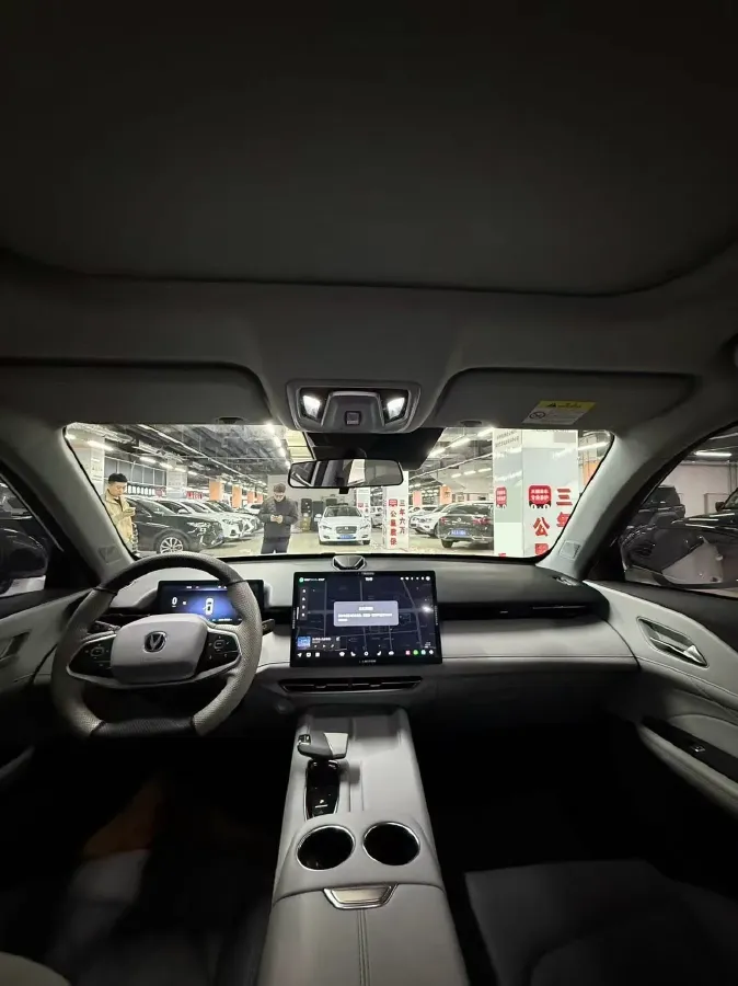 2024 ChangAn UNI-Z 1.5L 98HP L4 E-CVT PHEV 18.4KWH,autocango,china used car exporter,china ev exporter,chinese used car exporter,chinese used ev exporter