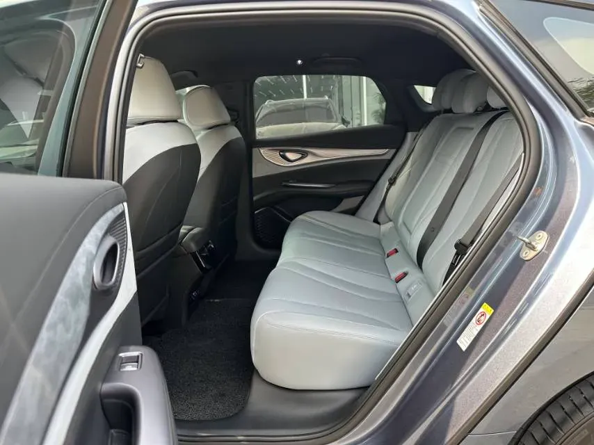 2023 BYD Seal 1.5L 110HP L4 E-CVT PHEV 17.6KWH,autocango,china used car exporter,china ev exporter,chinese used car exporter,chinese used ev exporter