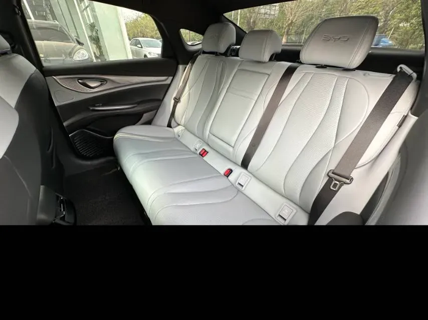 2023 BYD Seal 1.5L 110HP L4 E-CVT PHEV 17.6KWH,autocango,china used car exporter,china ev exporter,chinese used car exporter,chinese used ev exporter