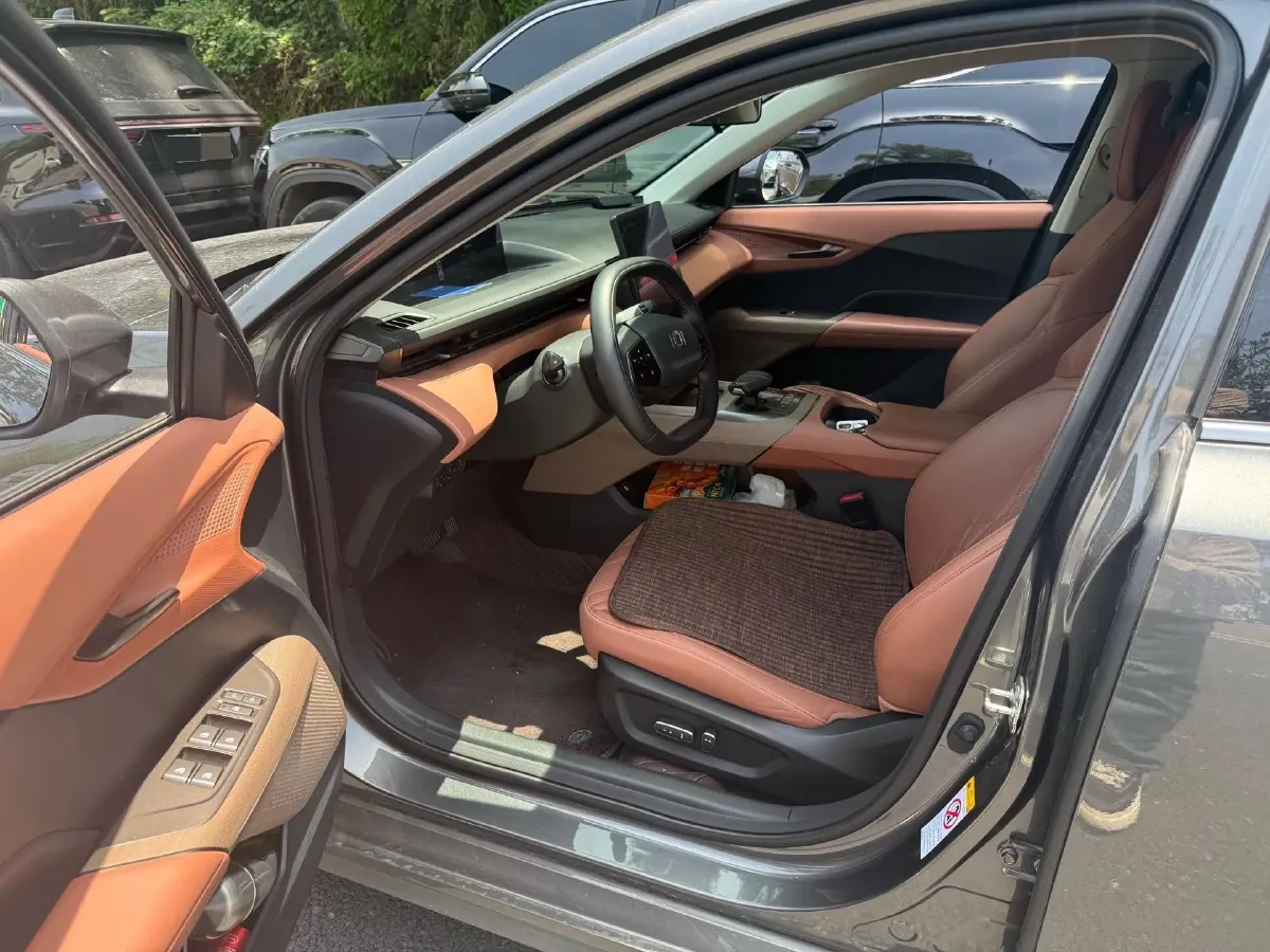 2024 ChangAn QiYuan A05 1.5L 110HP L4 E-CVT PHEV 18.99KWH,autocango,china used car exporter,china ev exporter,chinese used car exporter,chinese used ev exporter