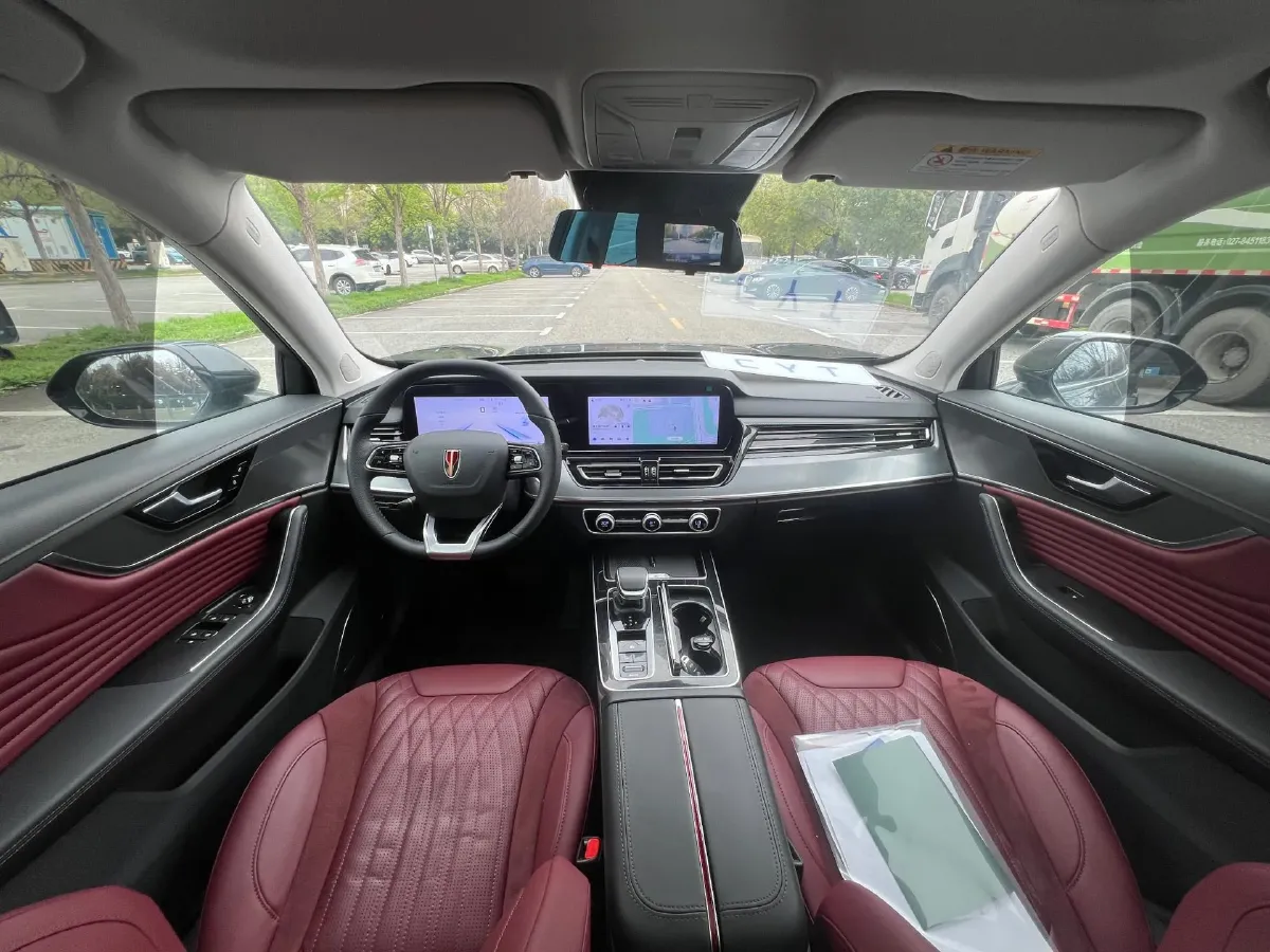 2022 HongQi HS5 2.0T 224HP L4 6AT,autocango,china used car exporter,china ev exporter,chinese used car exporter,chinese used ev exporter