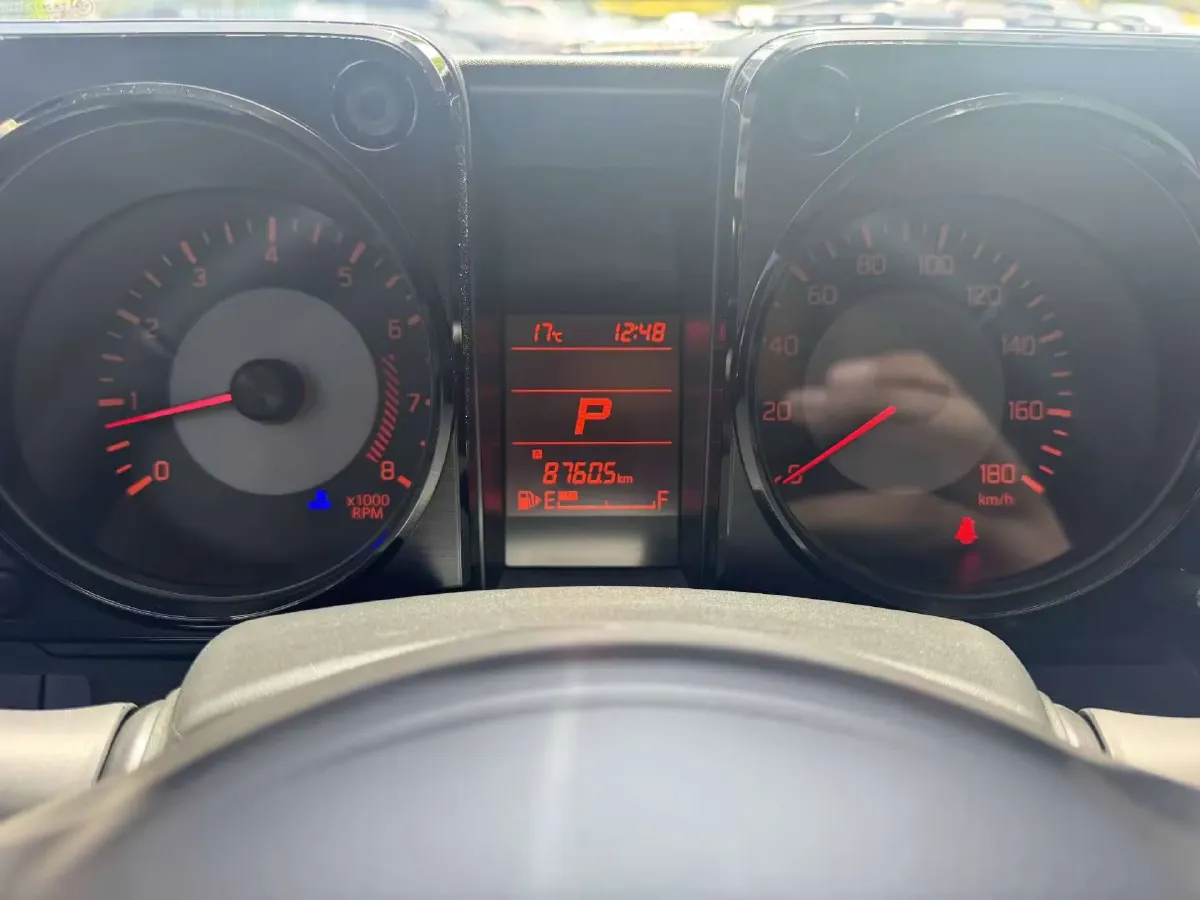 2025 Geely Coolray 1.5L 126HP L4 5MT,autocango,china used car exporter,china ev exporter,chinese used car exporter,chinese used ev exporter