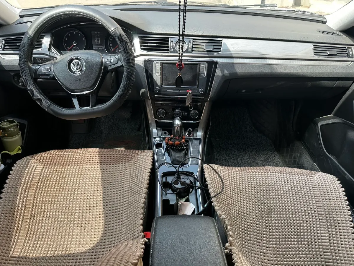 2017 Volkswagen Passat 1.8T 180HP L4 7DCT,autocango,china used car exporter,china ev exporter,chinese used car exporter,chinese used ev exporter