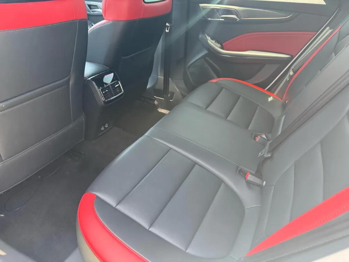 2020 MG MG6 1.5T 181HP L4 7DCT,autocango,china used car exporter,china ev exporter,chinese used car exporter,chinese used ev exporter