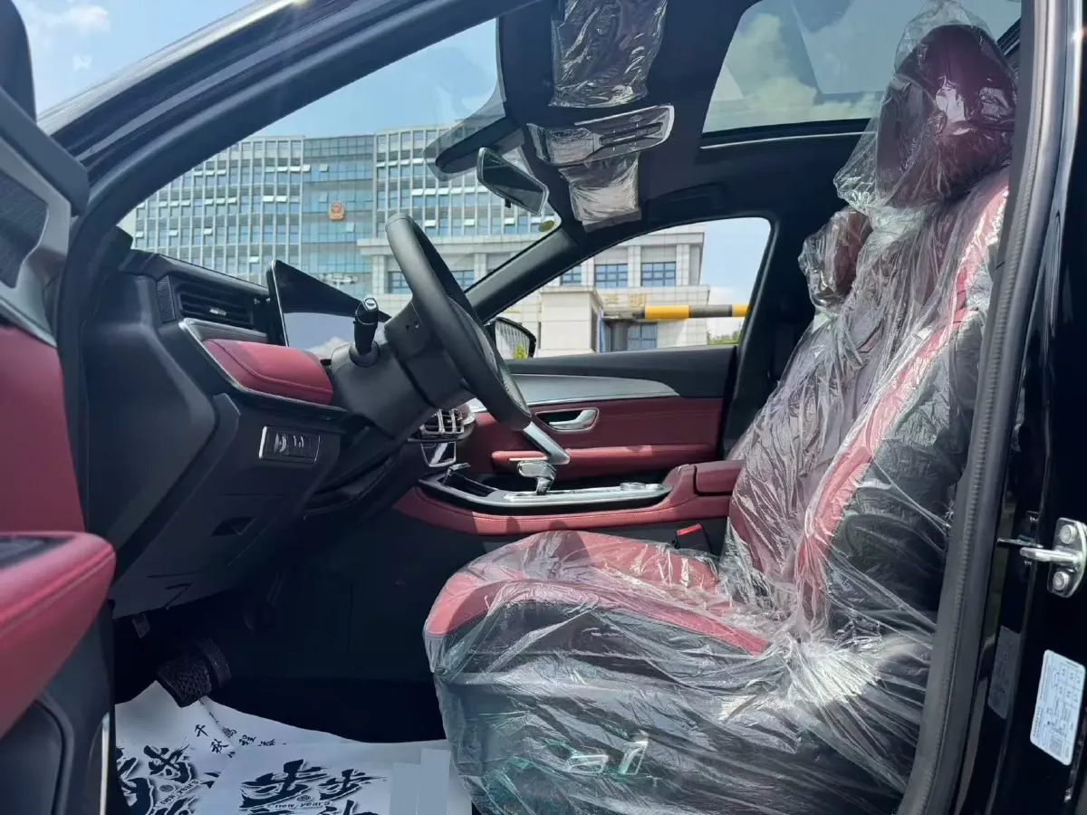 2025 Jetour X70 Plus 1.5T 156HP L4 6DCT,autocango,china used car exporter,china ev exporter,chinese used car exporter,chinese used ev exporter