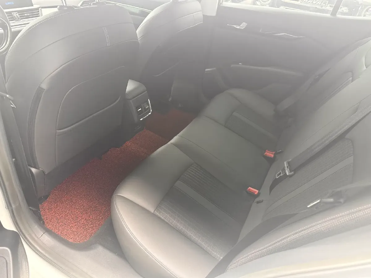 2020 DongFeng Aeolus YiXuan 1.5T 150HP L4 6DCT,autocango,china used car exporter,china ev exporter,chinese used car exporter,chinese used ev exporter