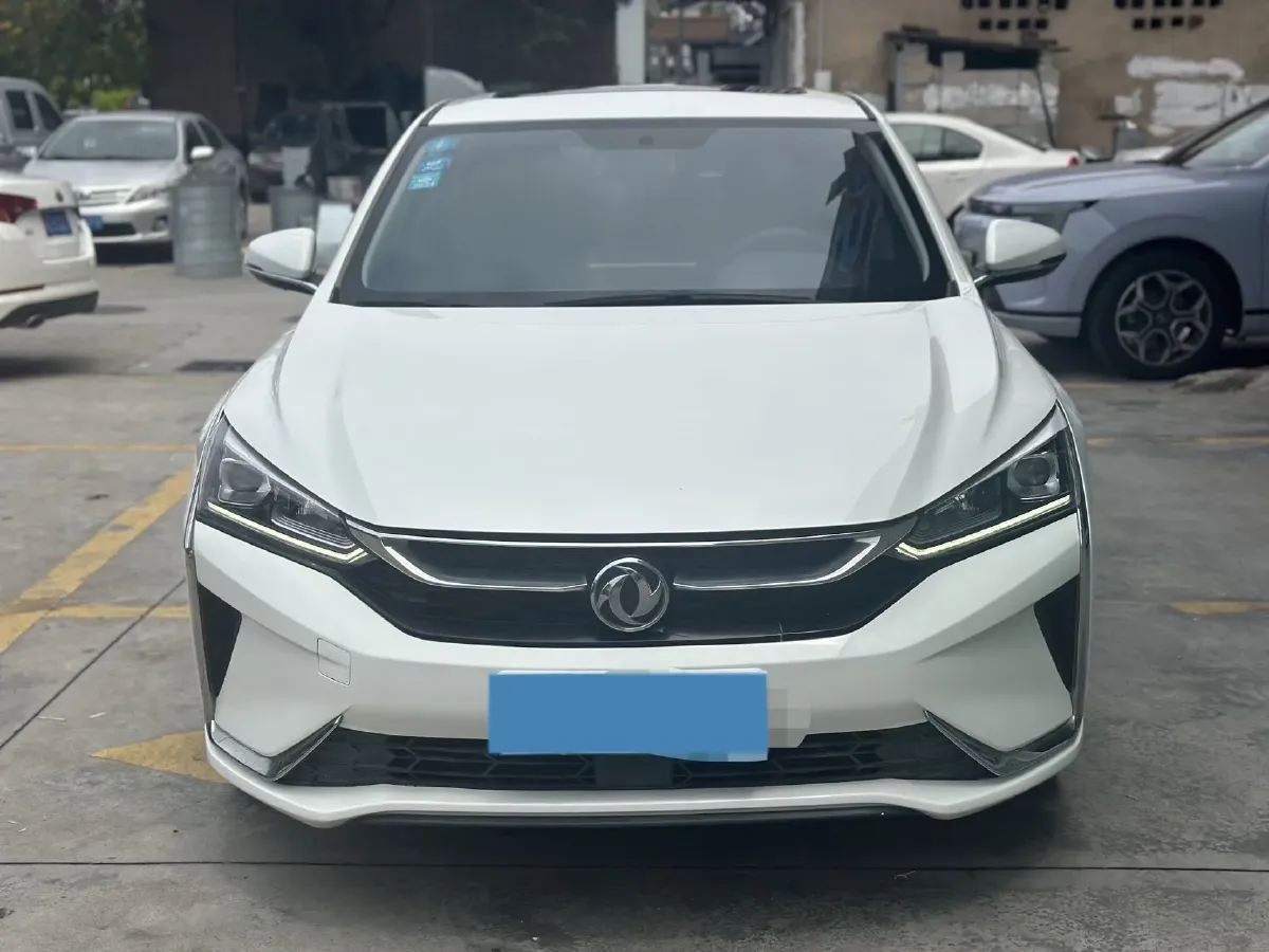 2020 DongFeng Aeolus YiXuan 1.5T 150HP L4 6DCT,autocango,china used car exporter,china ev exporter,chinese used car exporter,chinese used ev exporter
