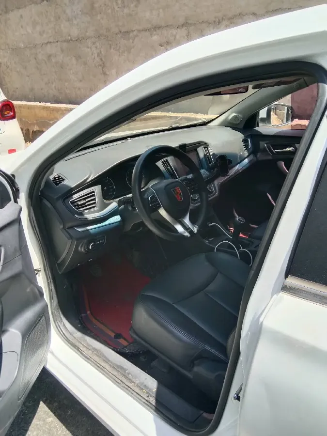 2018 SWM X7 1.8L 137HP L4 5MT,autocango,china used car exporter,china ev exporter,chinese used car exporter,chinese used ev exporter