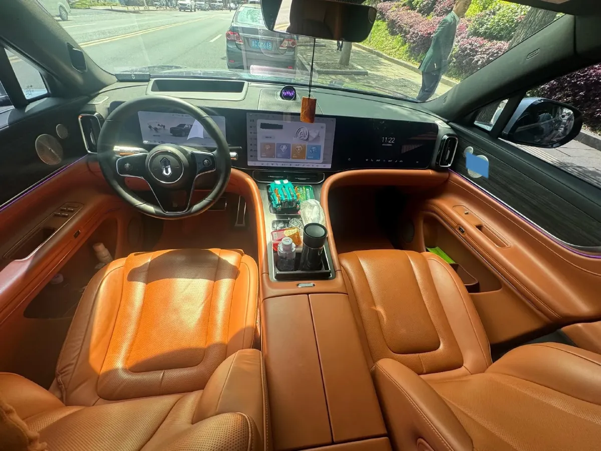 2024 AITO AITO M9 1.5T 152HP L4 REEV 42KWH,autocango,china used car exporter,china ev exporter,chinese used car exporter,chinese used ev exporter