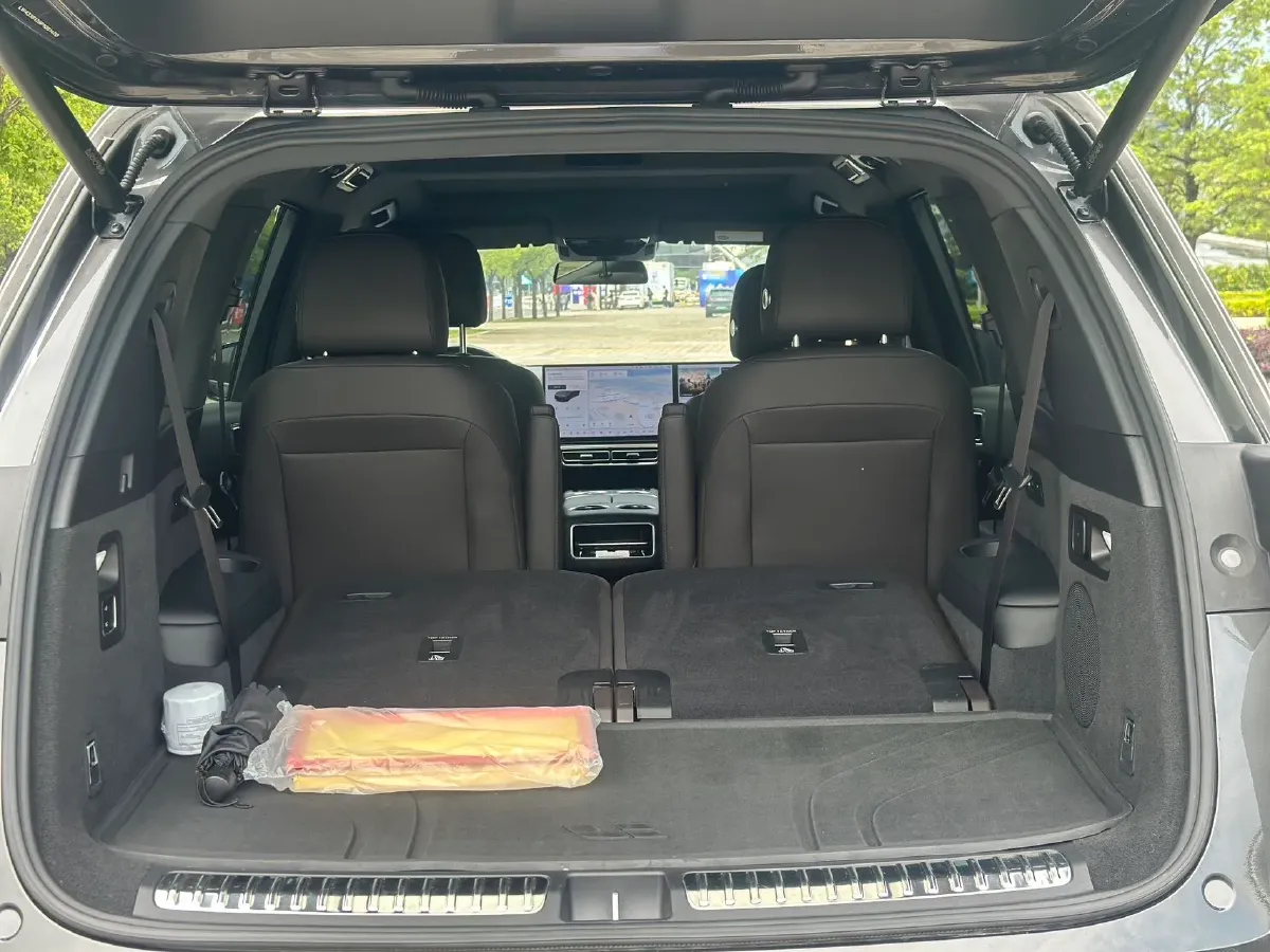 2023 Li L7 Range Extended 154HP REEV 40.9KWH,autocango,china used car exporter,china ev exporter,chinese used car exporter,chinese used ev exporter