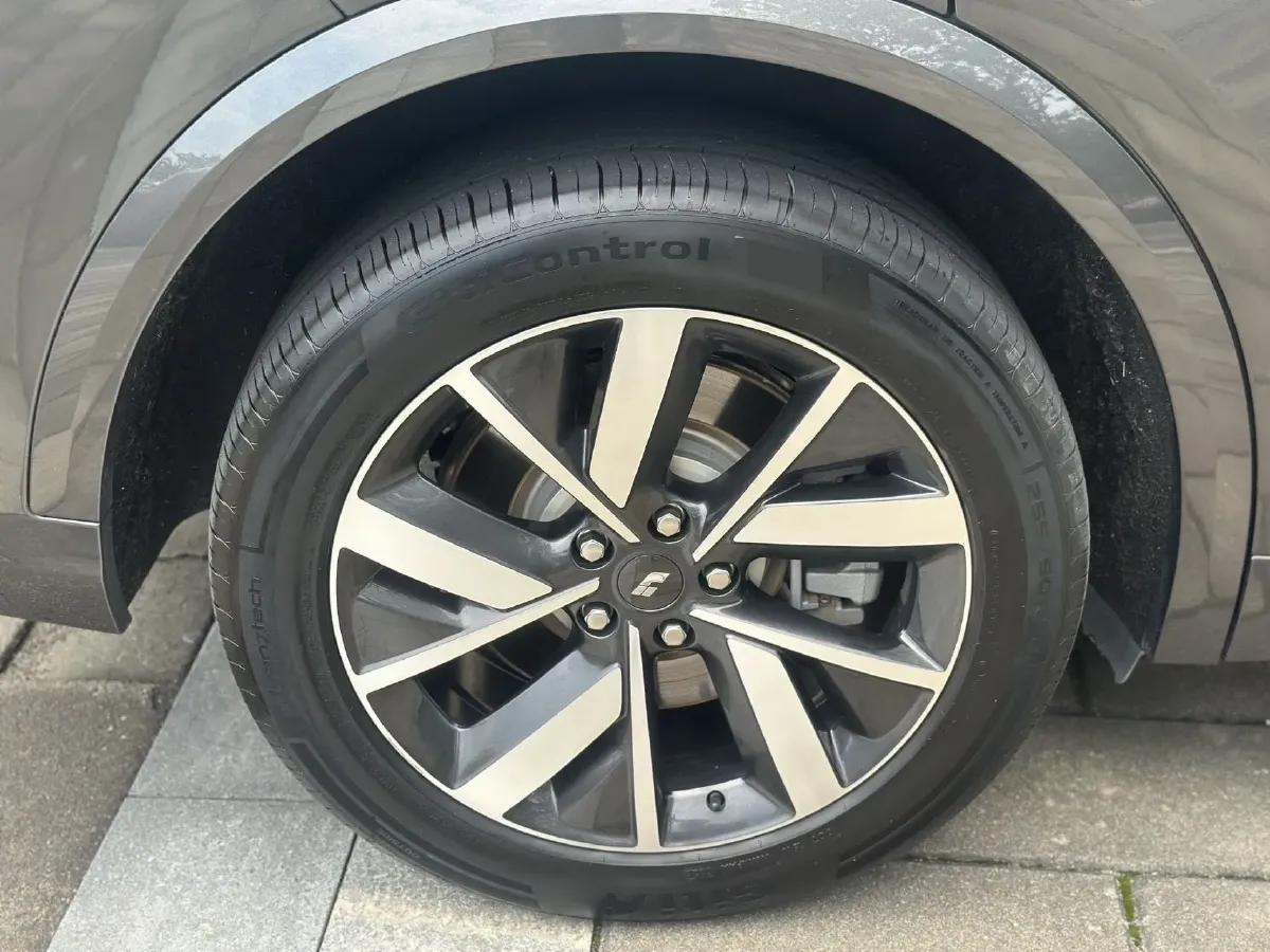 2023 Li L7 Range Extended 154HP REEV 40.9KWH,autocango,china used car exporter,china ev exporter,chinese used car exporter,chinese used ev exporter