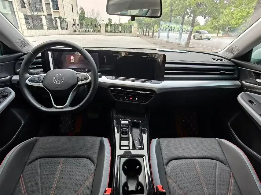 2023 Volkswagen Lamando 1.4T 150HP L4 7DCT,autocango,china used car exporter,china ev exporter,chinese used car exporter,chinese used ev exporter