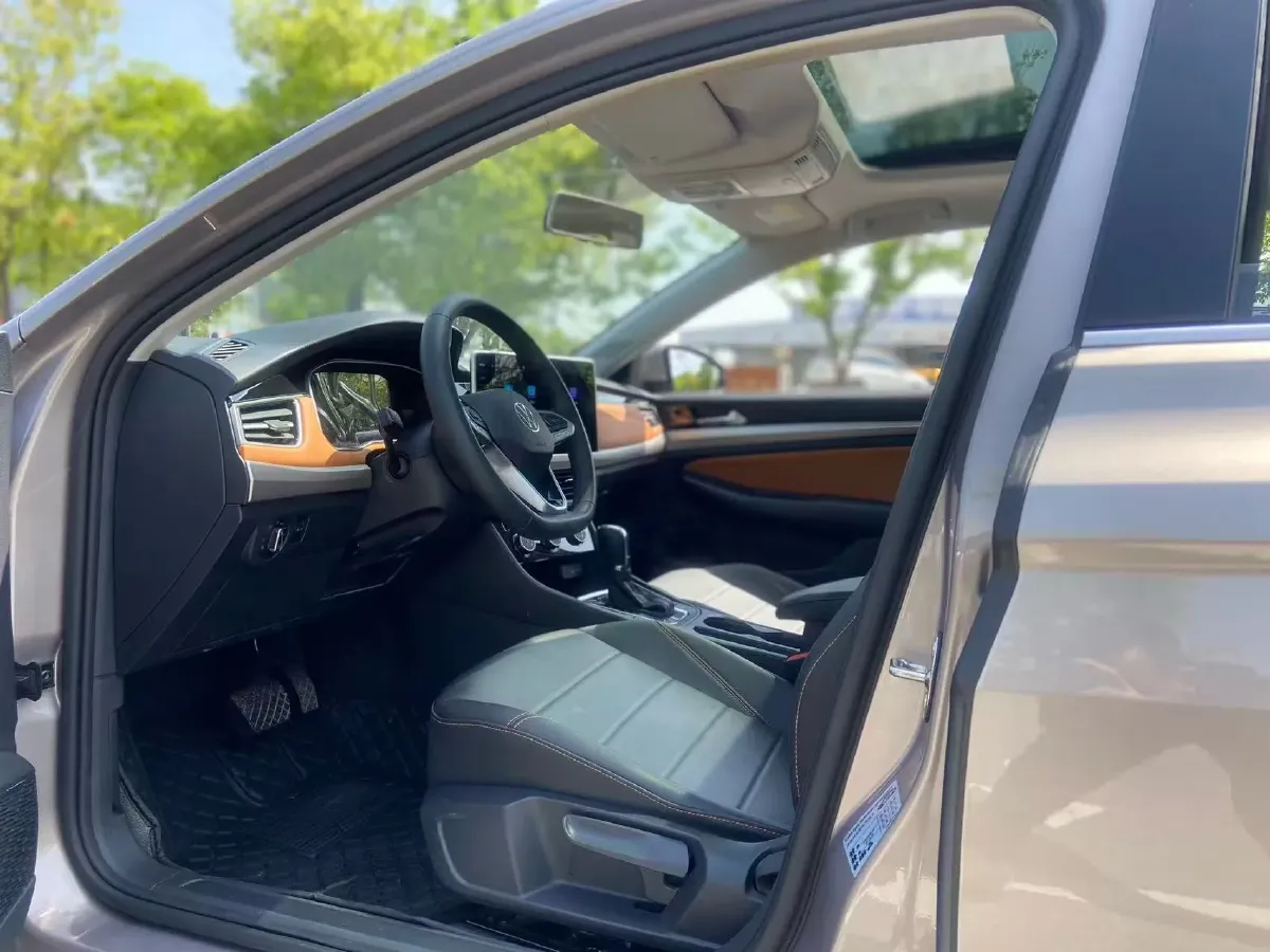 2023 Volkswagen Bora 1.2T 116HP L4 7DCT,autocango,china used car exporter,china ev exporter,chinese used car exporter,chinese used ev exporter