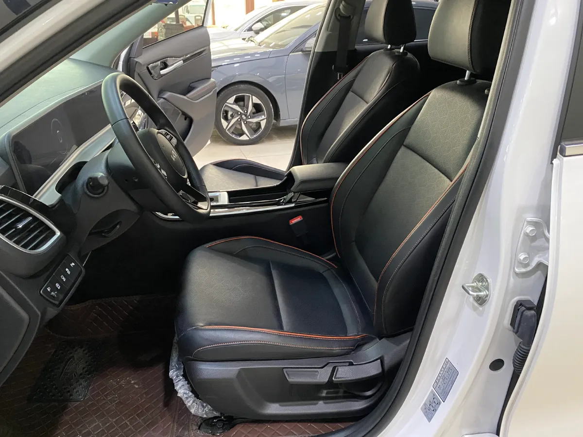 2023 Kia Seltos 1.5L 115HP L4 CVT,autocango,china used car exporter,china ev exporter,chinese used car exporter,chinese used ev exporter