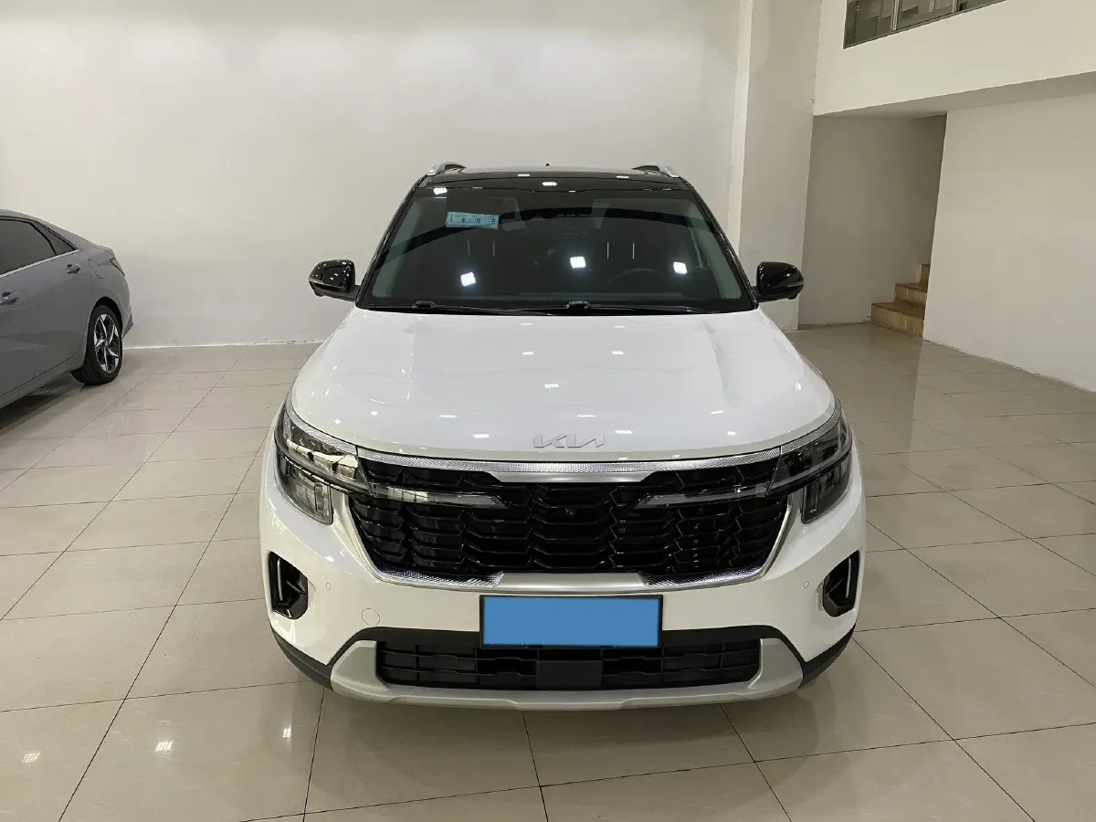 2023 Kia Seltos 1.5L 115HP L4 CVT,autocango,china used car exporter,china ev exporter,chinese used car exporter,chinese used ev exporter