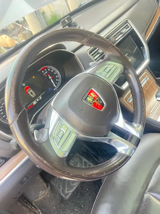 2019 Roewe RX8 2.0T 222HP L4 6AT,autocango,china used car exporter,china ev exporter,chinese used car exporter,chinese used ev exporter