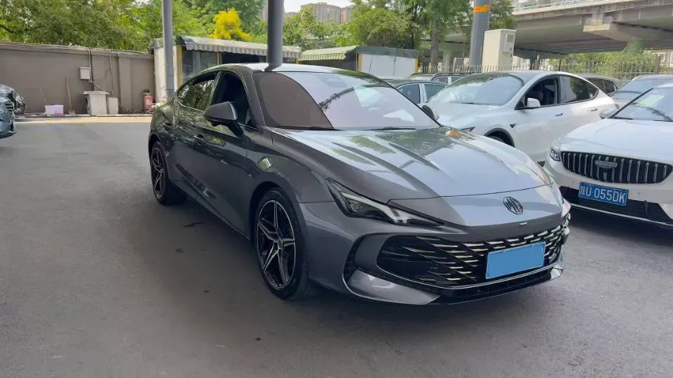 2023 MG 7 2.0T 261HP L4 9AT,autocango,china used car exporter,china ev exporter,chinese used car exporter,chinese used ev exporter