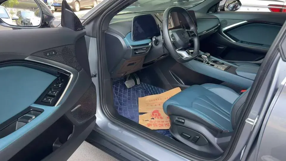 2023 MG 7 2.0T 261HP L4 9AT,autocango,china used car exporter,china ev exporter,chinese used car exporter,chinese used ev exporter