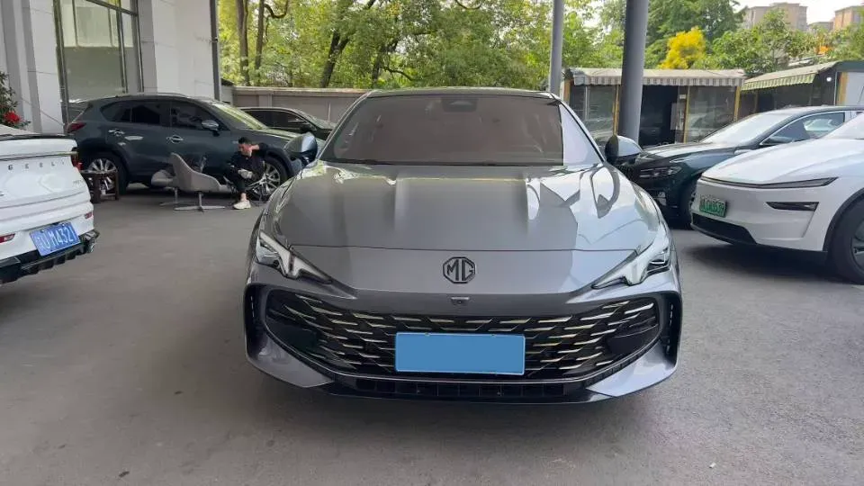 2023 MG 7 2.0T 261HP L4 9AT,autocango,china used car exporter,china ev exporter,chinese used car exporter,chinese used ev exporter