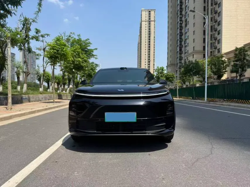 2025 Li L6 Range Extended 154HP L4 REEV,autocango,china used car exporter,china ev exporter,chinese used car exporter,chinese used ev exporter