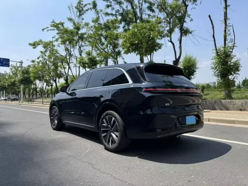 2025 Li L6 Range Extended 154HP L4 REEV,autocango,china used car exporter,china ev exporter,chinese used car exporter,chinese used ev exporter