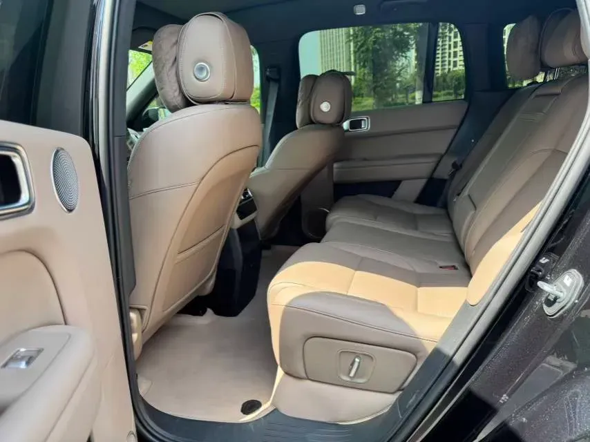 2025 Li L6 Range Extended 154HP L4 REEV,autocango,china used car exporter,china ev exporter,chinese used car exporter,chinese used ev exporter