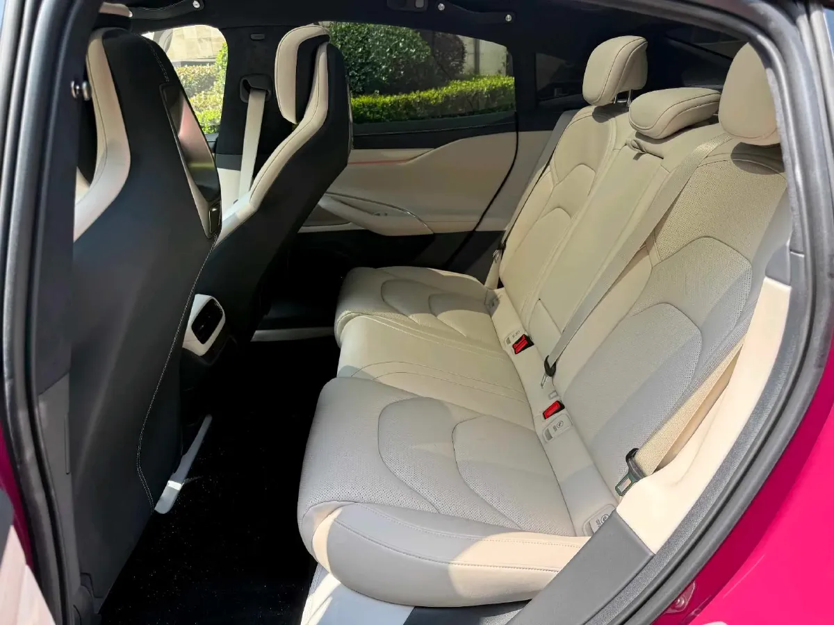 2024 MI SU7 BEV 101KWH,autocango,china used car exporter,china ev exporter,chinese used car exporter,chinese used ev exporter