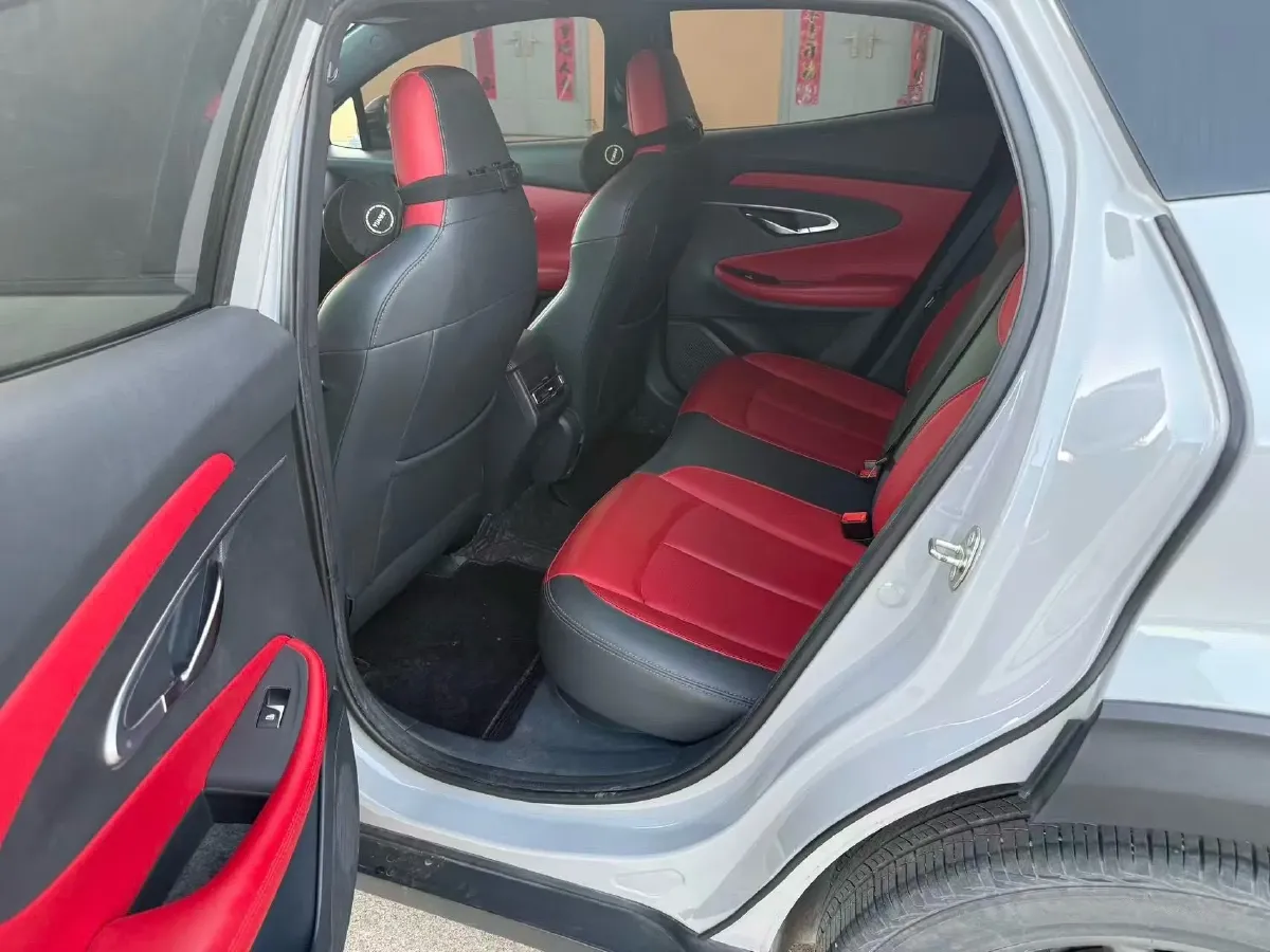 2021 ChangAn UNI-T 1.5T 180HP L4 7DCT,autocango,china used car exporter,china ev exporter,chinese used car exporter,chinese used ev exporter