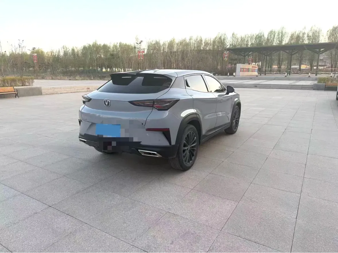 2021 ChangAn UNI-T 1.5T 180HP L4 7DCT,autocango,china used car exporter,china ev exporter,chinese used car exporter,chinese used ev exporter