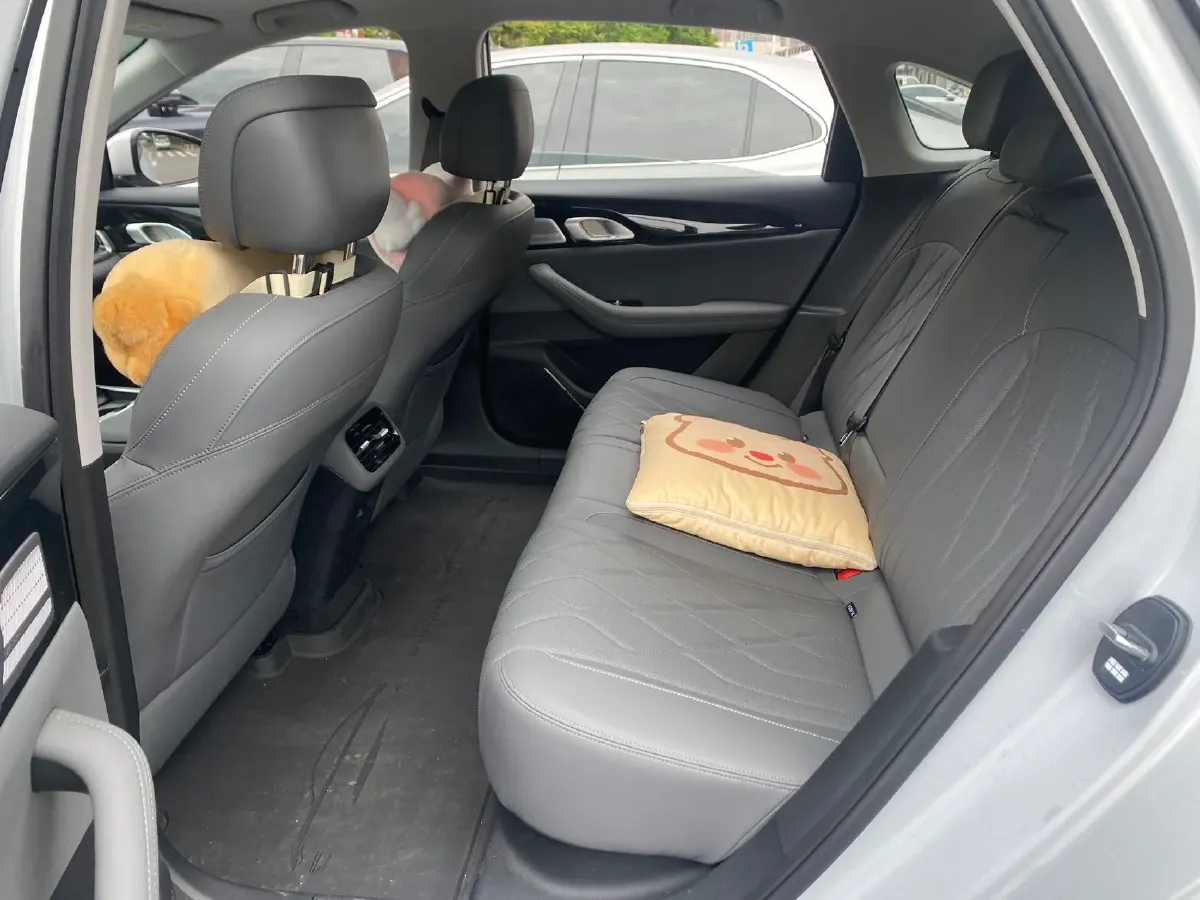 2025 Geely Galaxy A7 1.5L 112HP L4 1DHT PHEV,autocango,china used car exporter,china ev exporter,chinese used car exporter,chinese used ev exporter