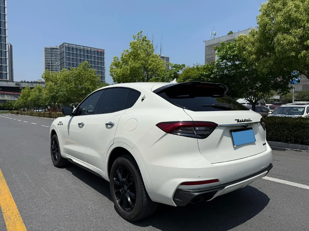 2021 Maserati Levante 3.0T 350HP V6 8AT,autocango,china used car exporter,china ev exporter,chinese used car exporter,chinese used ev exporter