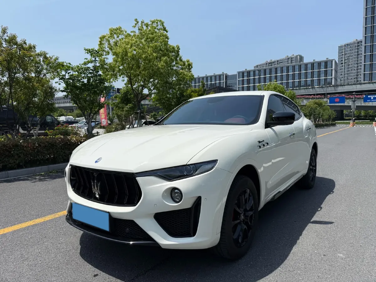 2021 Maserati Levante 3.0T 350HP V6 8AT,autocango,china used car exporter,china ev exporter,chinese used car exporter,chinese used ev exporter