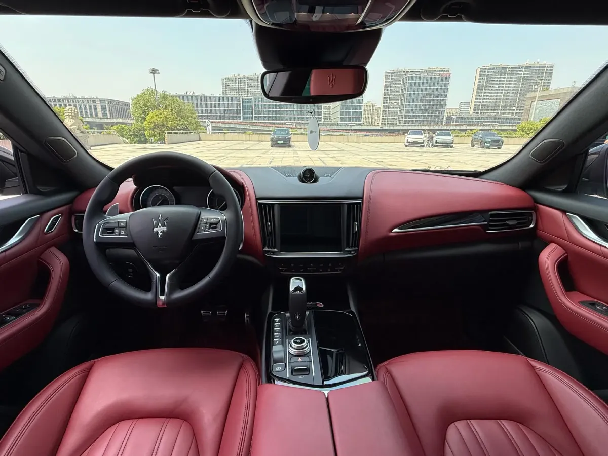 2021 Maserati Levante 3.0T 350HP V6 8AT,autocango,china used car exporter,china ev exporter,chinese used car exporter,chinese used ev exporter